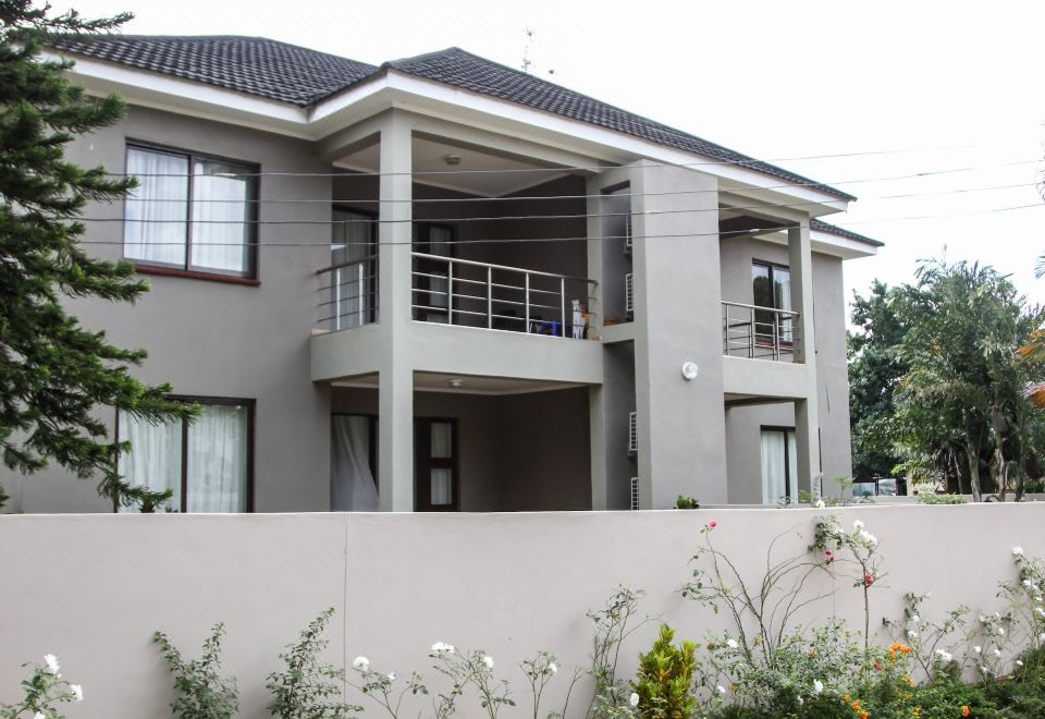 Apartments at 14 Mombo Road - Housity