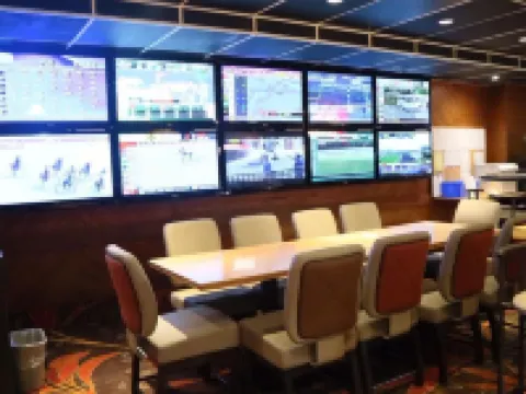 Central Suite Hotel Hoteles en Lloydminster