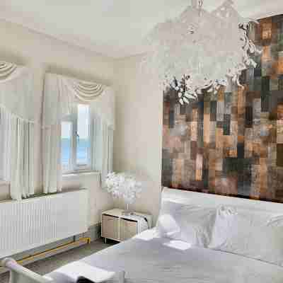 Waterfront Inn Rooms