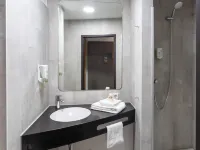 B&B HOTEL Hannover-Lahe Hotels near TUI AG