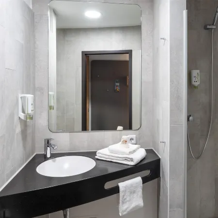 B&B HOTEL Hannover-Lahe