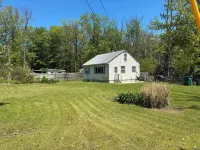 Summer Family Cabin on Lake Ontario, Pulaskinewly Updated!!