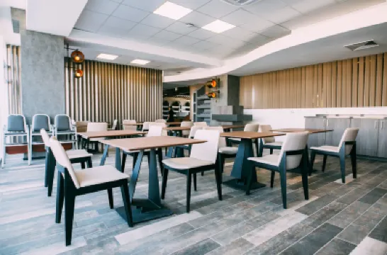 ホテル HW リベルタッド エスタディオ・ビクトル・ハラ周辺のホテル