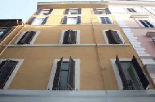 Persia Collection Trevi Hoteles cerca de Fontana di Trevi