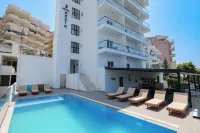 Hotel Edola - Pools