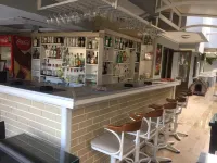 Defne & Zevkim Hotel - Quầy bar