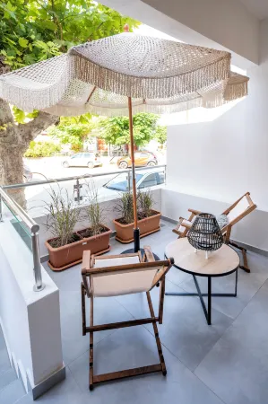 Anna Suites Отели рядом с достопримечательностью «Lambi beach»