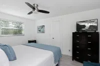 Ultra Exciting Apartment at Boardwalk - Condos