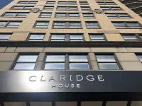 Claridge House Hotels near Second City