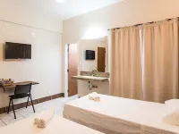 Hotel Fenix Hotels in Assis