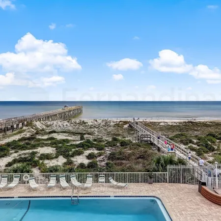 Convenience Direct Oceanfront Condo with Private Balcony