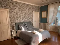 chambre Prestige - Château Maranne Hôtels à : Parthenay