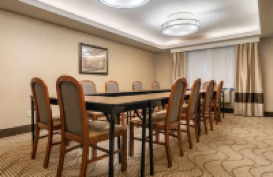 컴포트 인 & 스위트 사우스 힐