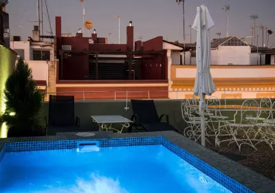 Slow Suites Maestranza Hotels near Parque Don Miguel Mañara