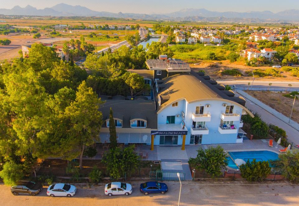 hotel overview picture