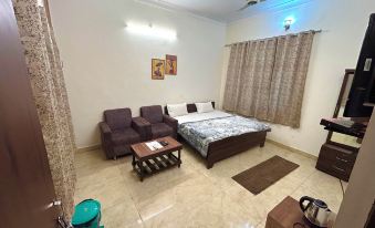 Krishnam Guest House