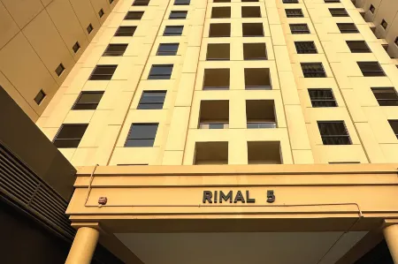 Alphatel Beach Hostel JBR