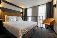 모뉴먼트 호텔 Oostzaan 호텔