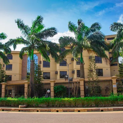 Dees Hotels, Apartments and Suites Hotels near Mecure Health Ltd