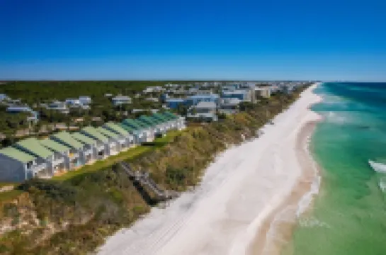 Seacrest - 6 - 2 Br Townhouse by RedAwning