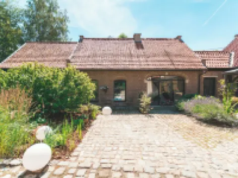 B&B Hof Ter Koningen Hotels in Aalst