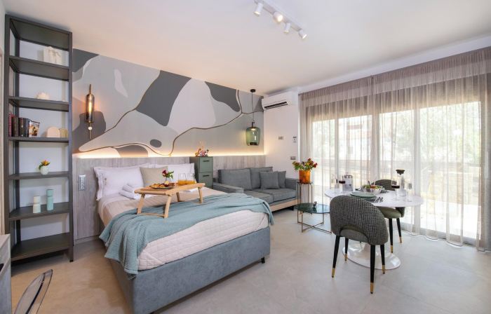 Flos Apartments