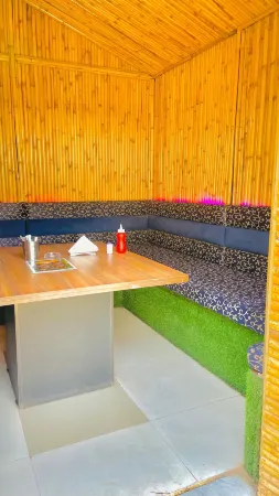 Bambooz Bel cottage and camps Kasauli