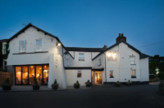 The Hare and Hounds, Levens Hotels in 