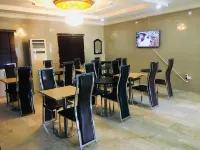 Feligold Royal Hotel Benin - 3 ดาว