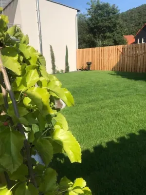 ซัวร์ เควลเลอ - เฟเรียน-อพาร์ทเมนท์-เฮาส์