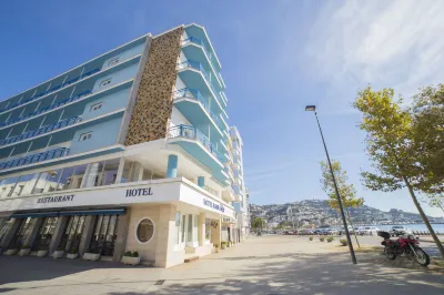 Hotel Ramblamar Hotels near Camping Joncar Mar Roses