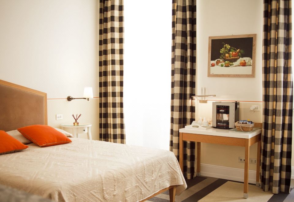 피아자 디 스파냐 프레스티지 객실 내부