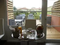 Hostellerie Del Matin Calme Hotels in Montverdun