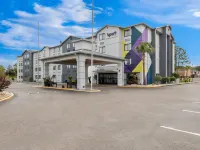 Spark by Hilton Biloxi Ocean Springs Hotels in Latimer