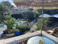 La Villa Roseraie , Hôtel Familial Ouvert Toute L Annee - Pool