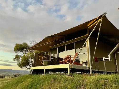 Aquila Eco Retreat Hotels in Sorell