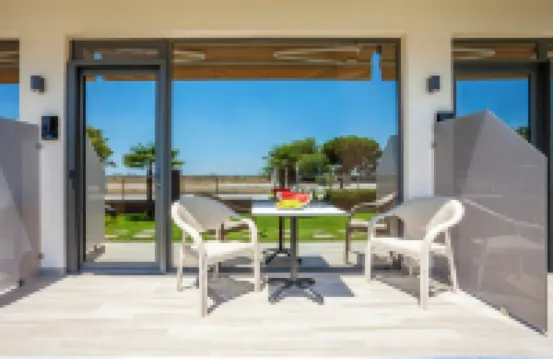 Aliston Deluxe Living - Adults Only