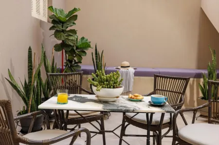 Jolly Suites Отели в г. Karteros