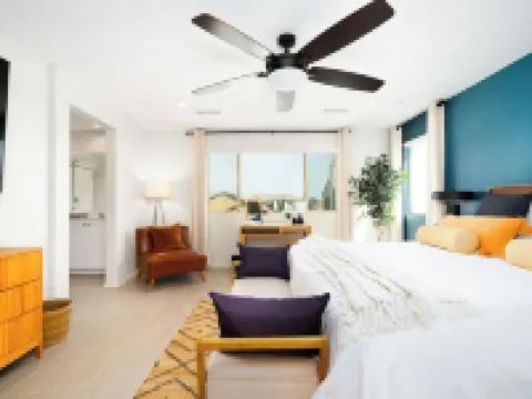 Paseo Palms, Modern 6br home 5min to Polo Grounds コーチェラのホテル