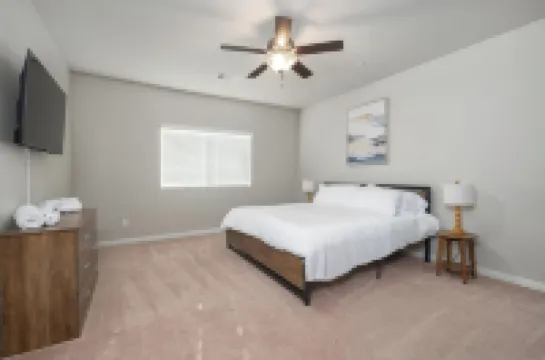 Spacious 4-bedroom house in a phenomenal location