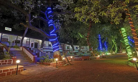 Treebo Cecil Resort, 600 Mtrs from Matheran Railway Station Отели в г. Матеран