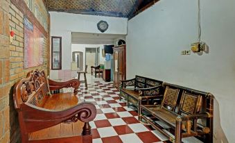 Spot on 91915 Homestay Superman