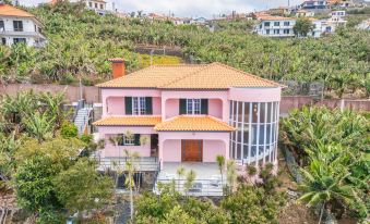 Amendoeira Residence by Homie