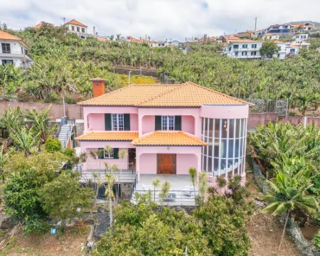 Amendoeira Residence by Homie Hotels in Ponta Do Sol