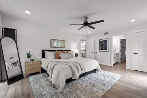 COMPLETELY REMODELED 3 BDR, 2 Bath, Golf Course View Condo