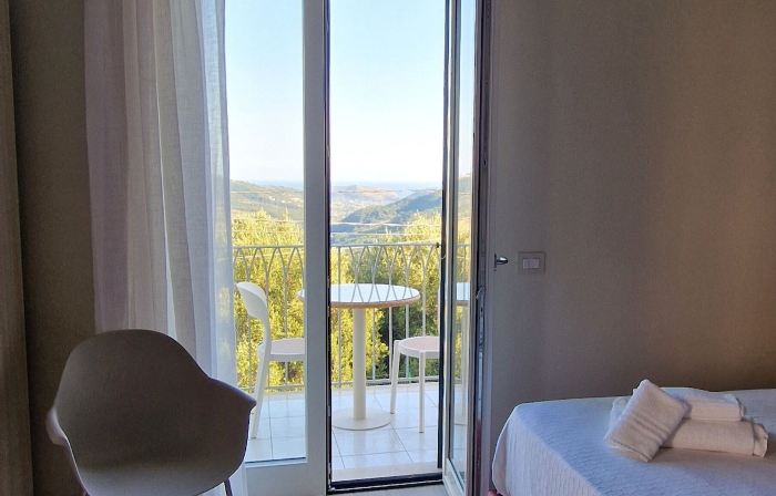 Marte Rooms
