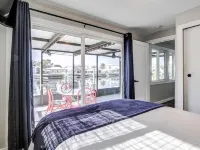 Tidewater: Bring your boat, backyard beach,kayaks. Hotels in Hernando Beach