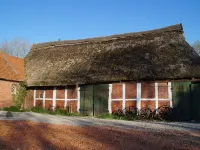 Beautiful apartment "horse stable" in a rural location Hotels in Brake