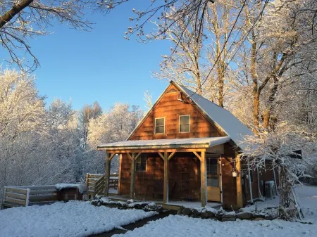 Sweetgrass Cottage, Ovid: Walk to Sheldrake Point Winery, Beach and Boat Launch