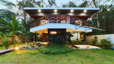 Charming 2-bedroom villa with WiFi, AC, Pool in vibrant Playa Negra,Puerto Viejo Hôtels à : 